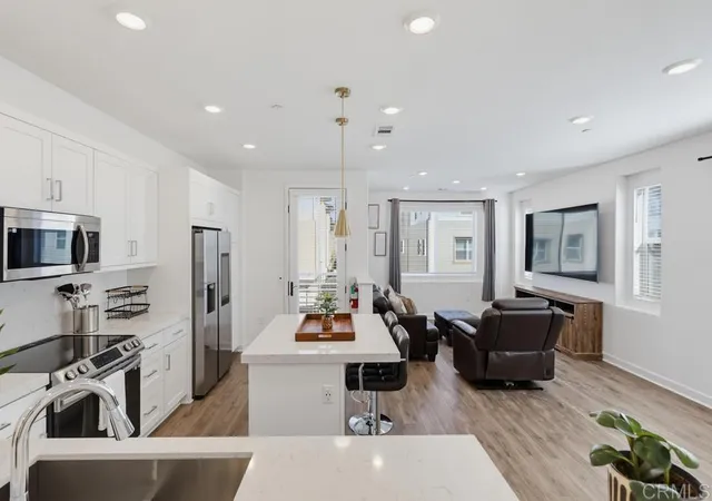Photo 3 of Townhouse for sale at 804 Makani St #2, Chula Vista, CA 91911 | MLS# PTP2607283 | Listing updated on 2026-09-26