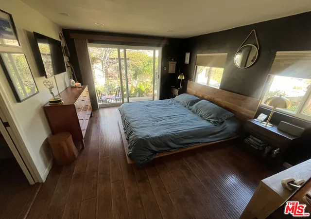 Photo 3 of Single family home for sale at 6020 Peppertree Ln, Simi Valley, CA 93063 | MLS# 26993361 | Listing updated on 2026-10-08