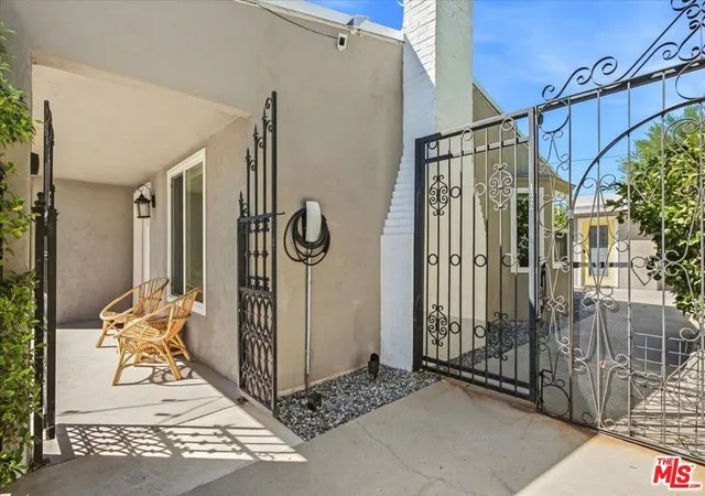 Photo 3 of Single family home for sale at 1328 E Camino Primrose, Palm Springs, CA 92264 | MLS# 26993457 | Listing updated on 2026-10-03