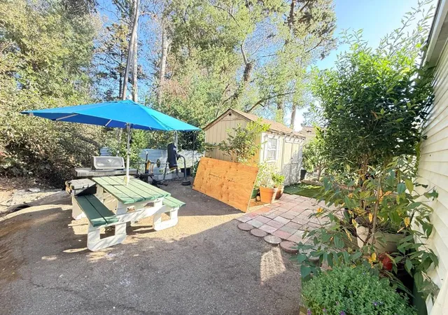 Photo 2 of Manufactured home for sale at 2546 Capitola Rd #62, Santa Cruz, CA 95062 | MLS# ML82061885 | Listing updated on 2026-10-04
