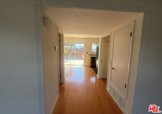 Listing Photo 4 - Condo for sale in building located at 1391 Spring Vly, Livermore, CA 94551