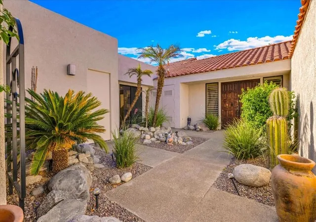 Photo 2 of Condo for sale at 78126 Calle Norte, La Quinta, CA 92253 | MLS# 219153298DA | Listing updated on 2026-10-02