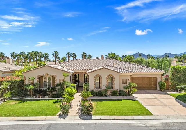 Photo 3 of Single family home for sale at 47820 Stillwater Dr, La Quinta, CA 92253 | MLS# 219153302DA | Listing updated on 2026-10-03