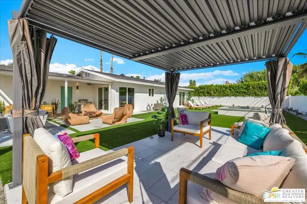 Photo 1 of Sale Pending at 2002 N Whitewater Clb Dr, Palm Springs, CA 92262 | MLS# 26990949PS | Listing updated on 2026-10-30