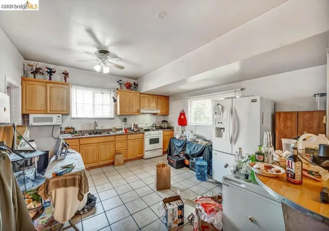 Photo 4 of Single family home for sale at 249 Valle Vista Ave, Hayward, CA 94544 | MLS# 41149562 | Listing updated on 2026-10-03