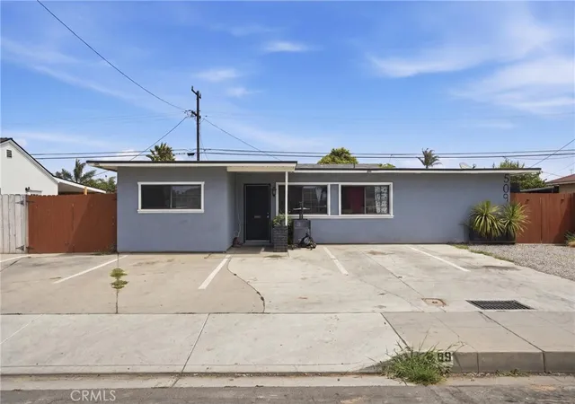 Photo 2 of Single family home for sale at 509 W Bunny #4, Santa Maria, CA 93458 | MLS# DW26210488 | Listing updated on 2026-09-27