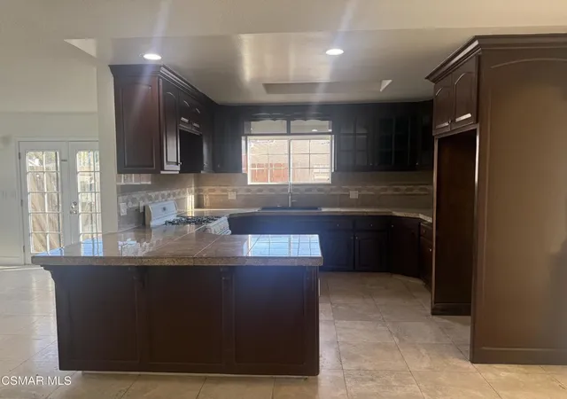 Photo 3 of Multi family home for sale at 621 East St #3, Oxnard, CA 93030 | MLS# 226004605 | Listing updated on 2026-09-27