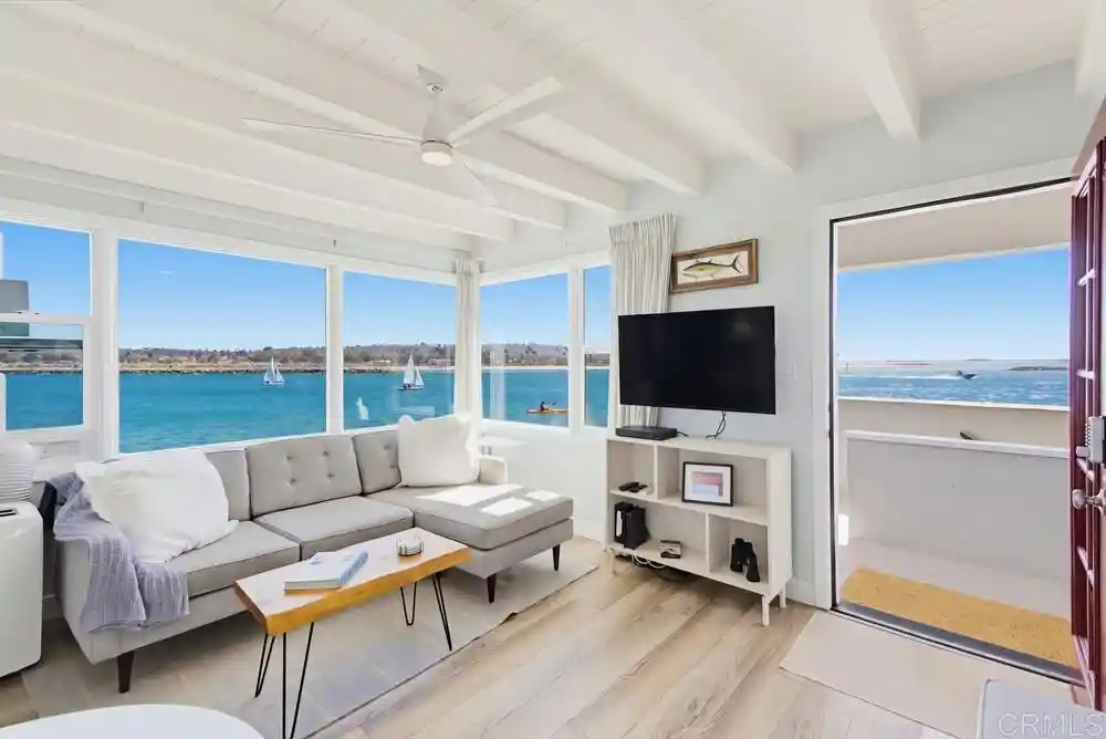 Photo 1 of Sale Pending at 2613 Mission Blvd #14, San Diego, CA 92109 | MLS# PTP2607287 | Listing updated on 2026-10-21