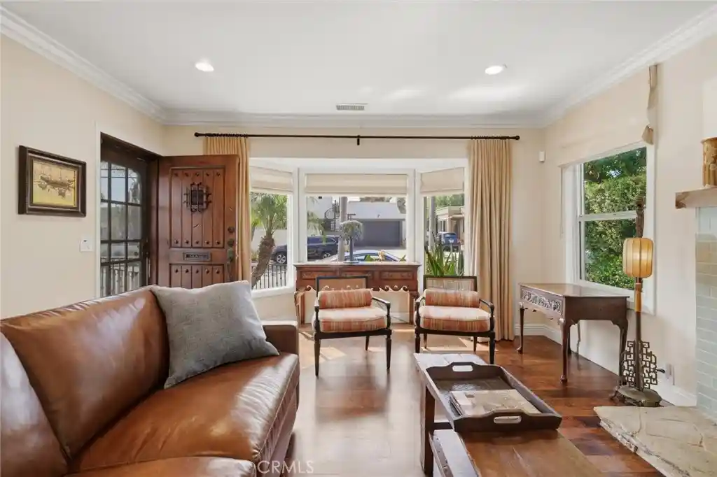 Photo 1 of Sale Pending at 4637 E Colorado St, Long Beach, CA 90814 | MLS# PW26210337 | Listing updated on 2026-10-20