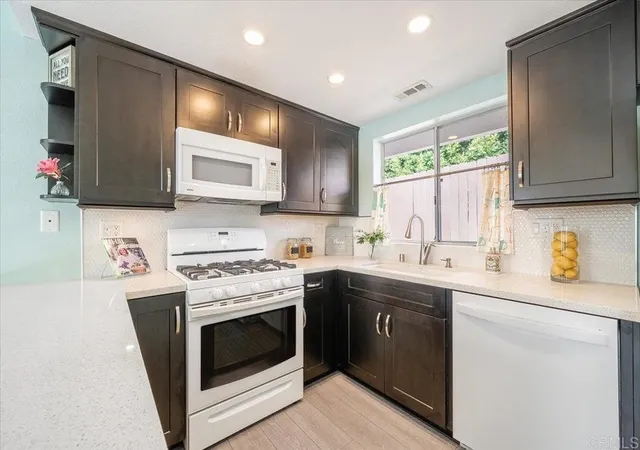 Photo 3 of Condo for sale at 1320 Palomar Pl, Vista, CA 92084 | MLS# NDP2608991 | Listing updated on 2026-09-27