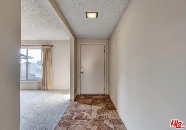Photo 4 of Sale Pending at 6022 E Prado Cir, Anaheim Hills, CA 92807 | MLS# 26993525 | Listing updated on 2026-10-01