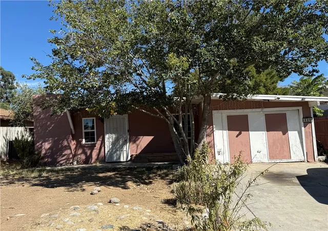 Photo 2 of Single family home for sale at 1133 W Jacinto View, Banning, CA 92220 | MLS# CV26210500 | Listing updated on 2026-09-27