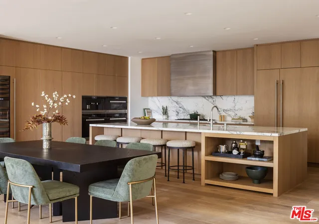Photo 3 of Condo for sale at 8899 Beverly Blvd #4G, West Hollywood, CA 90048 | MLS# 26993471 | Listing updated on 2026-10-04