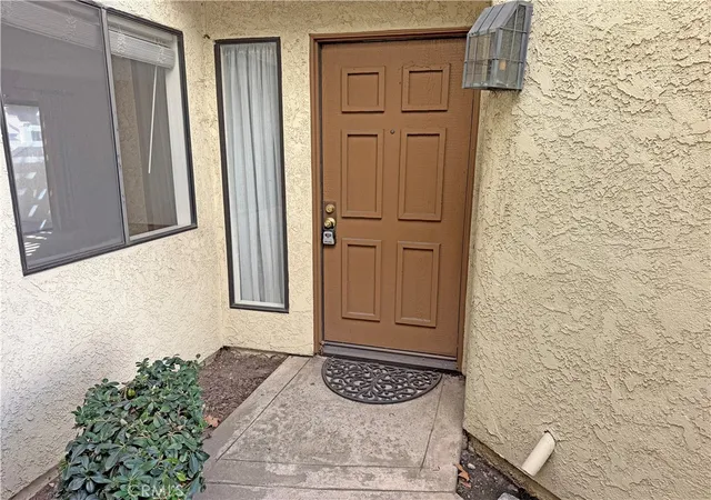Photo 3 of Condo for sale at 818 Lancaster, Claremont, CA 91711 | MLS# CV26210538 | Listing updated on 2026-10-08