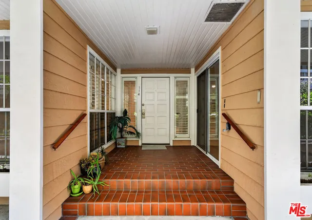 Photo 2 of Condo for sale at 4338 Redwood Ave #B114, Marina Del Rey, CA 90292 | MLS# 26993567 | Listing updated on 2026-10-09