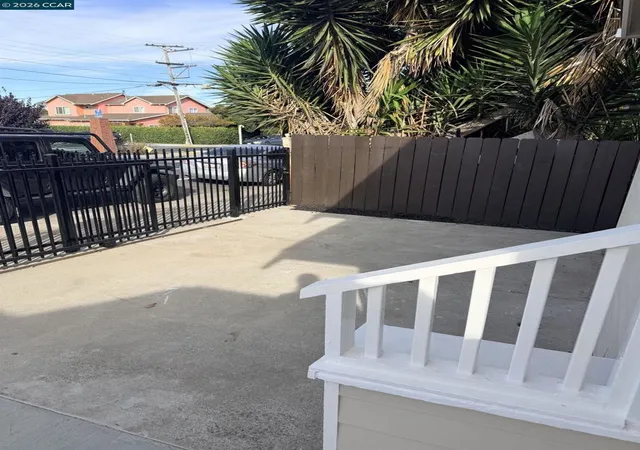 Photo 3 of Sale Pending at 820 Pennsylvania Ave, Richmond, CA 94801 | MLS# 41149581 | Listing updated on 2026-10-09