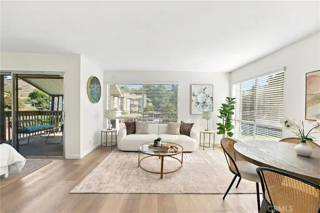 Photo 1 of Townhouse for sale at 290 Sequoia Ct #36, Thousand Oaks, CA 91360 | MLS# SR26203913 | Listing updated on 2026-10-16