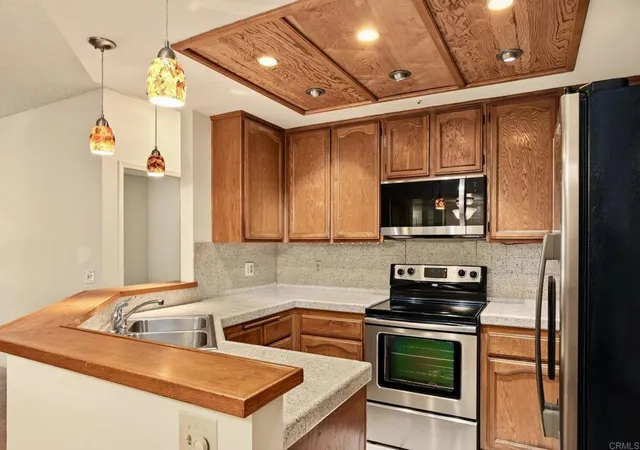 Listing Photo 4 - Condo for sale in building located at 5805 Friars Rd, San Diego, CA 92110 - Unit #2313