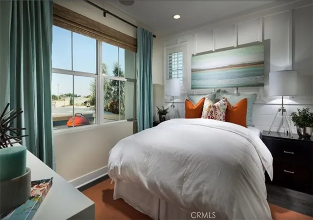 Listing Photo 4 - Condo for sale in building located at 15862 Ellington Wy, Chino Hills, CA 91709