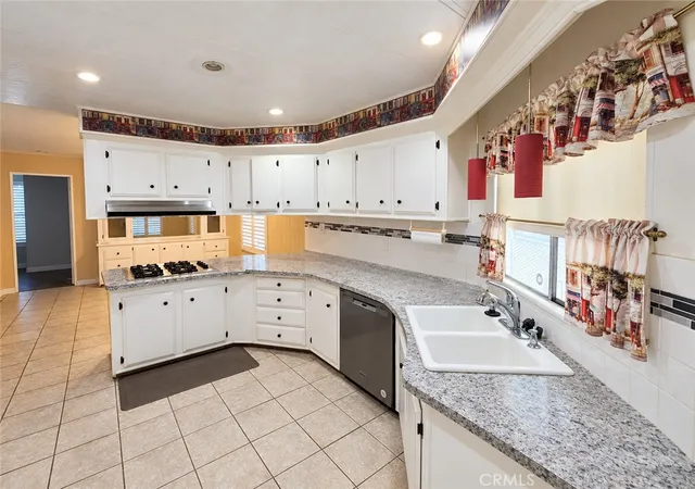 Photo 3 of Manufactured home for sale at 6741 Lincoln Ave #146, Buena Park, CA 90620 | MLS# DW26210760 | Listing updated on 2026-10-11