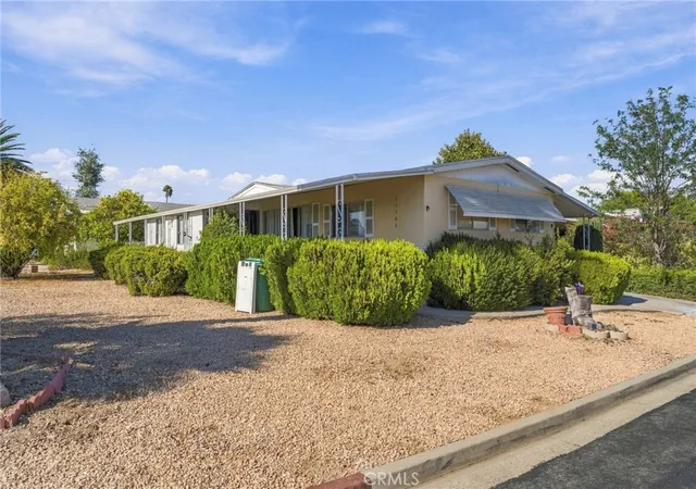 Photo 2 of Manufactured home for sale at 28988 Via La Rueda, Murrieta, CA 92563 | MLS# CV26210447 | Listing updated on 2026-10-06