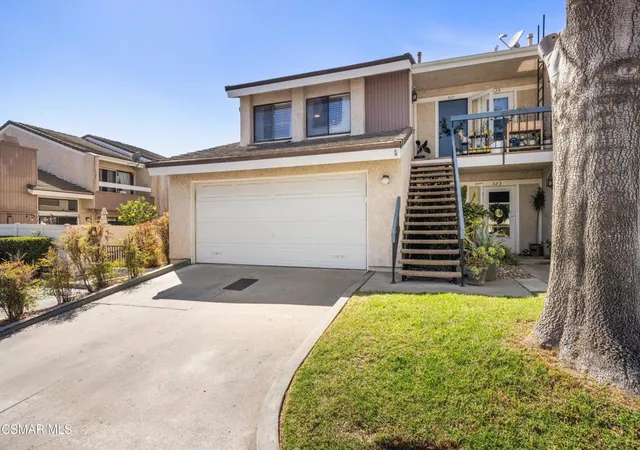 Condo for sale at 517 Artisan Rd, Newbury Park, CA 91320 | MLS# 226004611