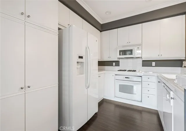 Photo 3 of Condo for sale at 1136 S Country Glen Way, Anaheim Hills, CA 92808 | MLS# OC26210870 | Listing updated on 2026-10-30