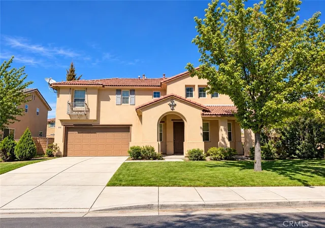 Photo 1 of Single family home for sale at 2233 Avenida Del Mar, Lancaster, CA 93535 | MLS# SR26210895 | Listing updated on 2026-09-29