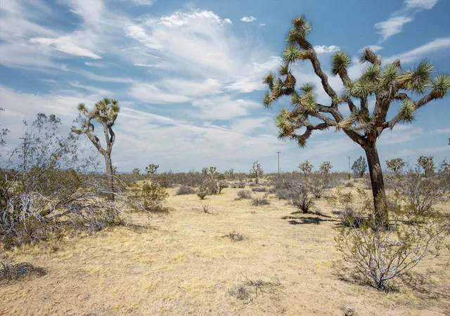 Photo 1 of Land for sale at 138 La Brisa Rd, Yucca Valley, CA 92284 | MLS# 219153340PS | Listing updated on 2026-09-28