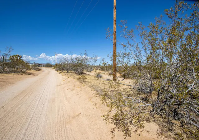 Photo 2 of Land for sale at 138 La Brisa Rd, Yucca Valley, CA 92284 | MLS# 219153340PS | Listing updated on 2026-09-28