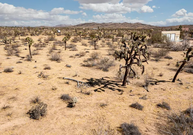 Photo 3 of Land for sale at 138 La Brisa Rd, Yucca Valley, CA 92284 | MLS# 219153340PS | Listing updated on 2026-09-28