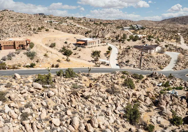 Photo 2 of Land for sale at 205 Bandera Rd, Yucca Valley, CA 92284 | MLS# 219153344PS | Listing updated on 2026-09-28