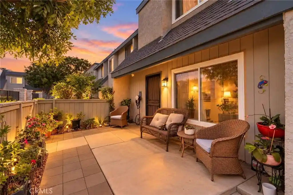 Listing Photo 1 - Condo for sale in 9801 Camden located at 9801 Camden, Garden Grove, CA 92844 - Unit 9801 Camden