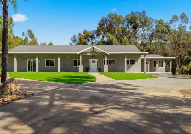 Single family home for sale at 9965 Dunbar Ln, El Cajon, CA 92021 | MLS# 260023598SD