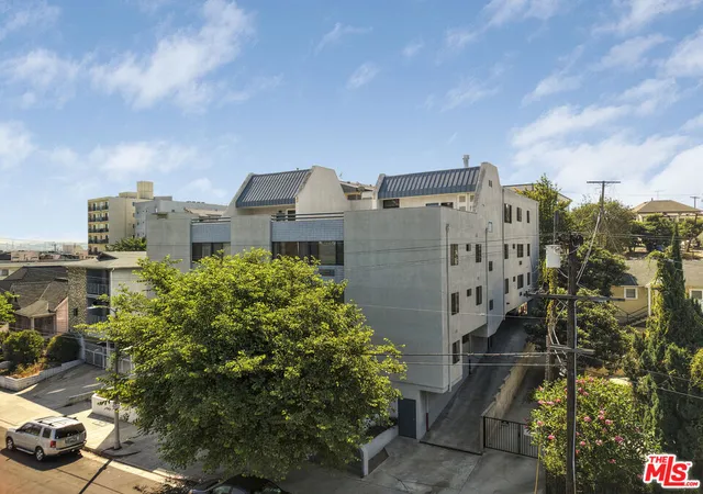 Photo 4 of Sale Pending at 822 New Depot St, Los Angeles, CA 90012 | MLS# 26922969 | Listing updated on 2026-09-28
