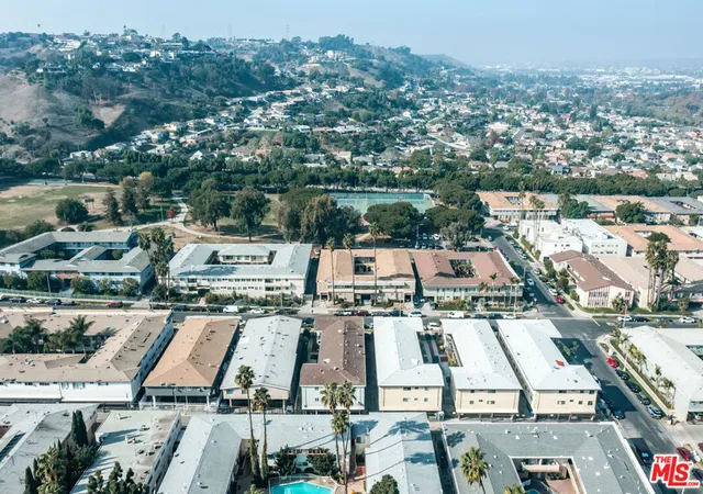 Photo 15 of Multi family home for sale at 4020 Stevely Ave, Los Angeles, CA 90008 | MLS# 26993797 | Listing updated on 2026-10-09