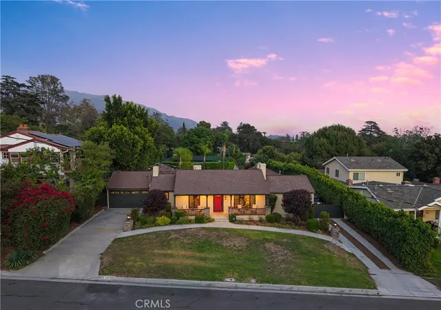 Photo 3 of Single family home for sale at 302 Highland Pl, Monrovia, CA 91016 | MLS# AR26209680 | Listing updated on 2026-10-06