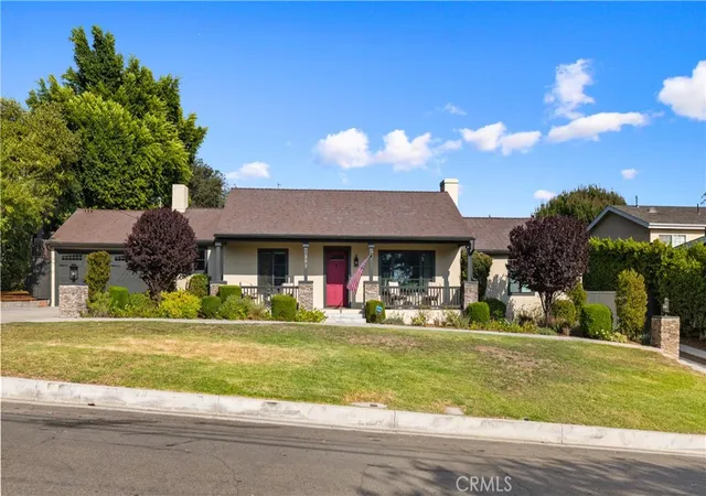 Photo 4 of Single family home for sale at 302 Highland Pl, Monrovia, CA 91016 | MLS# AR26209680 | Listing updated on 2026-10-06