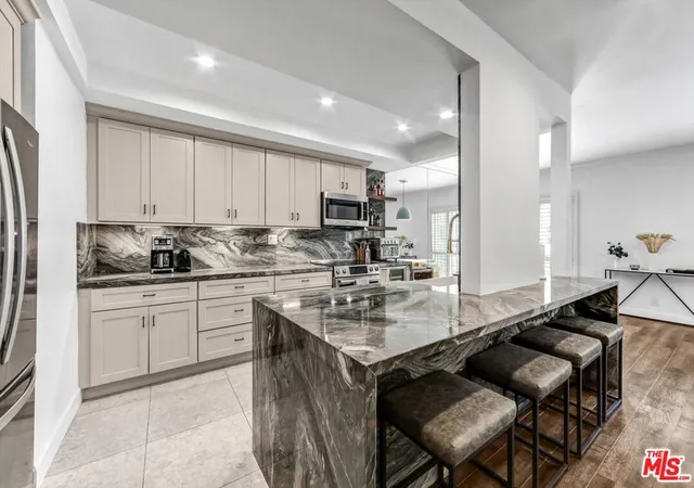 Photo 1 of Condo for sale at 1221 N Kings Rd #101, West Hollywood, CA 90069 | MLS# 26876887 | Listing updated on 2026-10-06