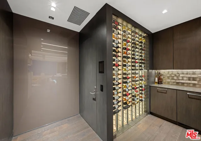 Listing Photo 5 - Condo for sale in building located at 2220Th Ave Of The Stars, Los Angeles, CA 90067 - Unit #2606
