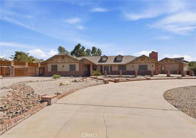 Photo 2 of Single family home for sale at 19989 Cronese, Apple Valley, CA 92308 | MLS# CV26211039 | Listing updated on 2026-10-11