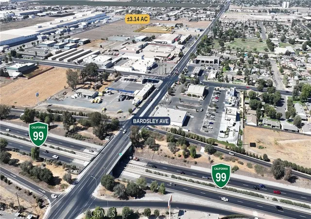 Photo 1 of Land for sale at 1056 S Q Pl, Tulare, CA 93274 | MLS# SR26211092 | Listing updated on 2026-09-29