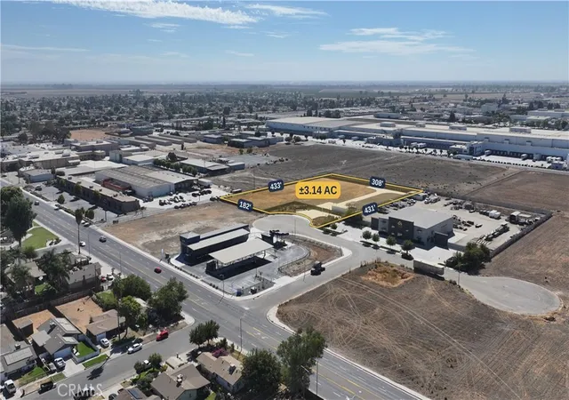 Photo 3 of Land for sale at 1056 S Q Pl, Tulare, CA 93274 | MLS# SR26211092 | Listing updated on 2026-09-29