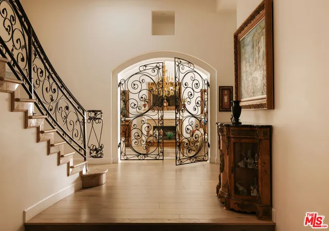 Photo 3 of Single family home for sale at 23338 Park Colombo, Calabasas, CA 91302 | MLS# 26985525 | Listing updated on 2026-10-06