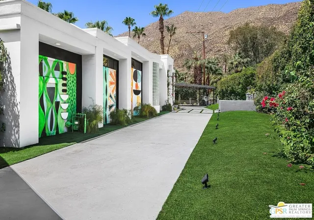 Photo 3 of Single family home for sale at 153 W El Camino Way, Palm Springs, CA 92264 | MLS# 26847913PS | Listing updated on 2026-10-07