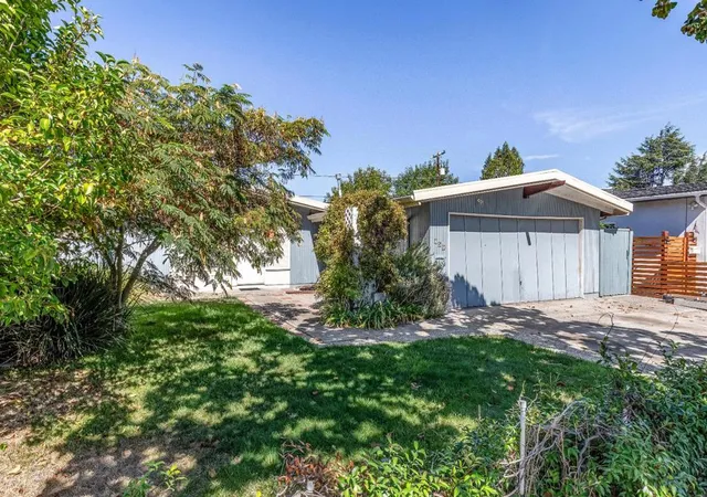 Photo 3 of Sale Pending at 859 Lakewood Dr, Sunnyvale, CA 94089 | MLS# ML82062857 | Listing updated on 2026-10-07