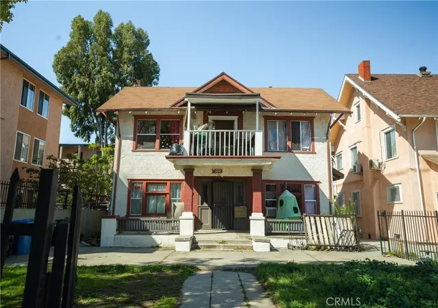 Photo 1 of Multi family home for sale at 1619 S St Andrews Pl, Los Angeles, CA 90019 | MLS# SB26211176 | Listing updated on 2026-10-07