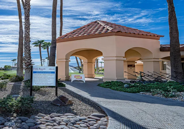 Listing Photo 2 - Condo for sale in building located at 78171 Crimson Ct, La Quinta, CA 92253