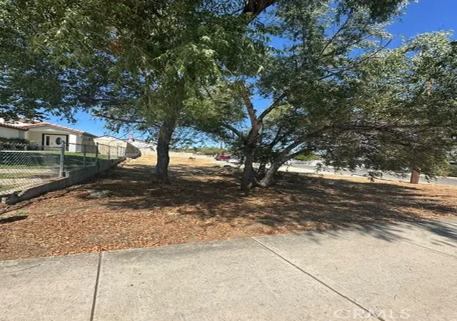 Photo 1 of Land for sale at 0 Navajo Rd & Mohawk Pl, Perris, CA 92570 | MLS# PW26211239 | Listing updated on 2026-09-28