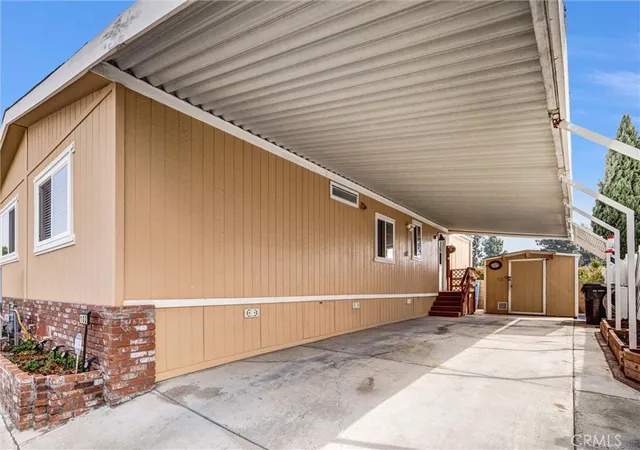 Photo 3 of Manufactured home for sale at 1051 Site Dr #102, Brea, CA 92821 | MLS# AR26210885 | Listing updated on 2026-09-28